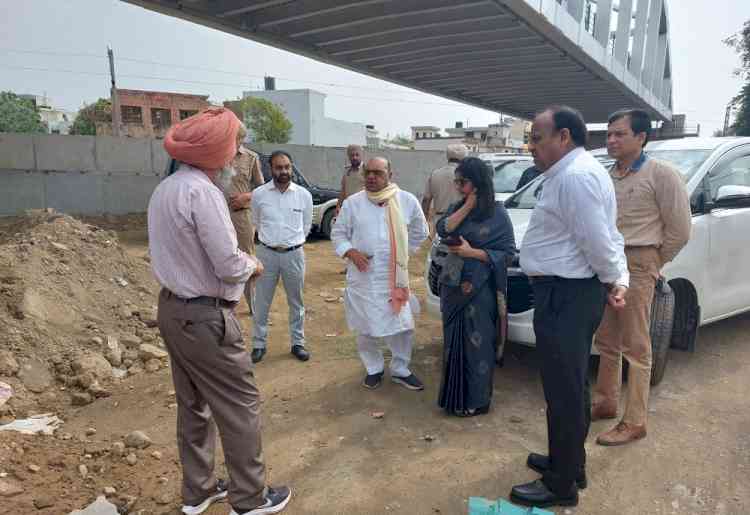 Pakhowal road ROB/RUB project: MLA Gogi, MC Chief directs contractor to speed up work, complete project by August 15