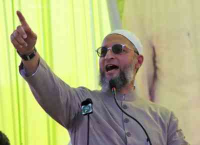 Owaisi blames Nitish for making BJP strong in Bihar