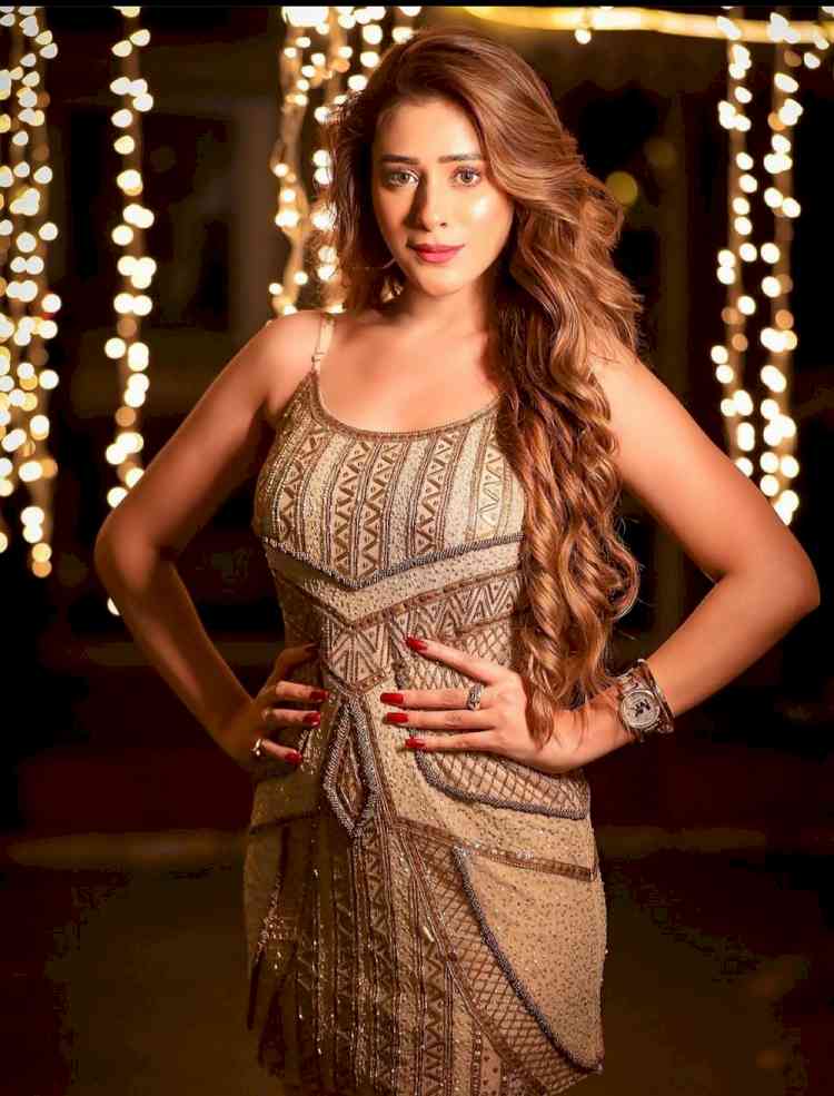 Hiba Nawab from Star Bharat’s ‘Woh Toh Hai Albela’ gets candid about her character's evolution throughout the show as it completes a milestone of 300 episodes recently