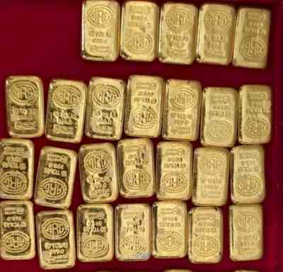 Smuggled gold worth Rs 1 crore seized from Howrah station