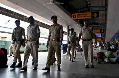 RPF arrests 254 men for travelling in women compartments in Bihar