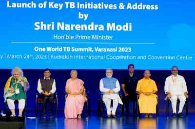 PM gifts 28 projects worth Rs 1,780 cr to Varanasi