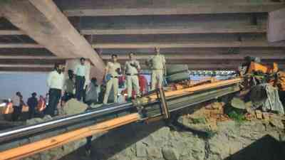 Three injured as crane falls on vehicles at Delhi-Saharanpur highway construction site