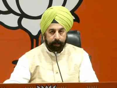 'Duragraha' not 'Satyagraha': BJP attacks Congress