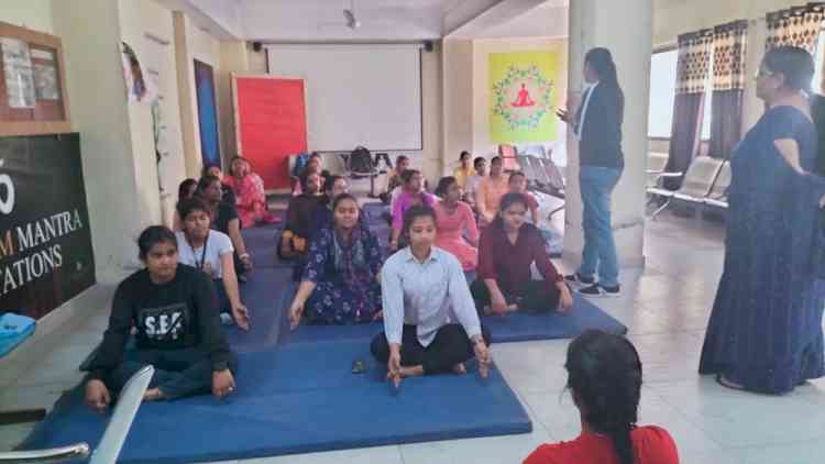 PCM S.D College for Women organises Meditation Session