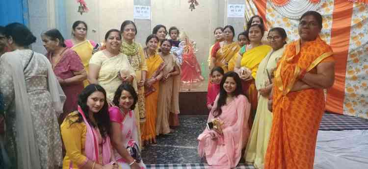 Residents of Paramount Golfforeste celebrate Navratri With enthusiasm