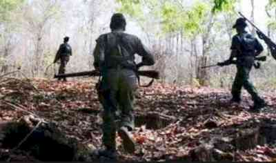 Maoists loot stock of explosives in Jharkhand's Chaibasa