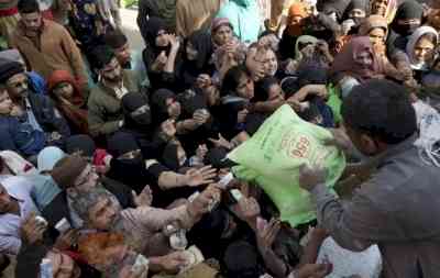 Five more injured in scuffle for flour distribution in Pakistan
