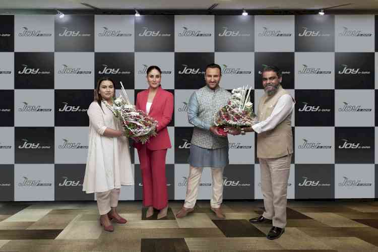 Wardwizard Innovations & Mobility Ltd appoints Saif Ali Khan and Kareena Kapoor Khan as its Brand Ambassadors 