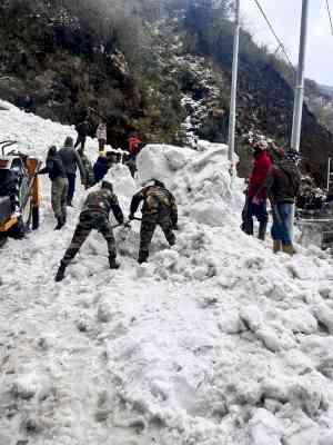 Amit Shah condoles deaths in Sikkim avalanche