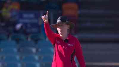 Kim Cotton becomes first female on-field umpire in men's international cricket