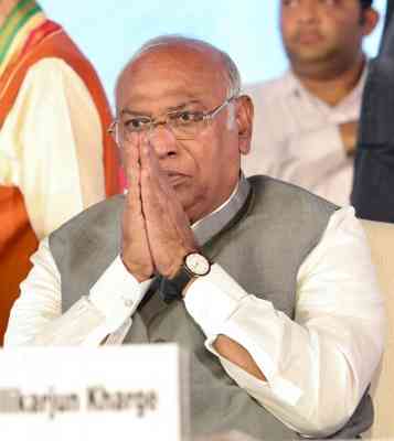Leadership issue among opposition to be discussed at opportune time: Mallikarjun Kharge