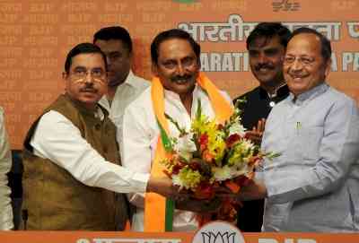 Jolt to Congress: Former Andhra CM Kiran Kumar Reddy joins BJP