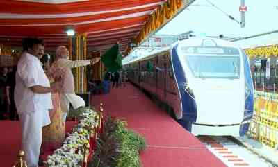 PM flags off Secunderabad-Tirupati Vande Bharat Express