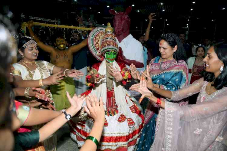 Melodies, Mimes, Mehndi skills & Expo Stalls ruled the concluding day of global diversity celebrations at LPU Campus