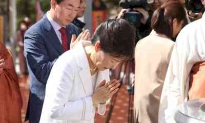 Ex-S.Korean Prez makes first public appearance after pardon