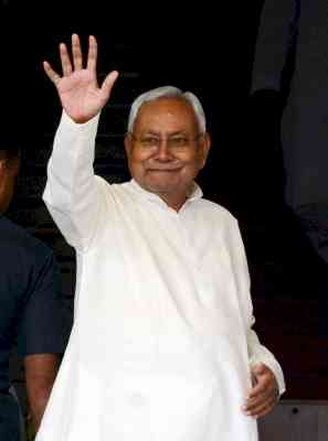 Nitish Kumar to make tours across the country for opposition unity