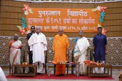 RSS chief Mohan Bhagwat calls on India to share traditional knowledge for global welfare