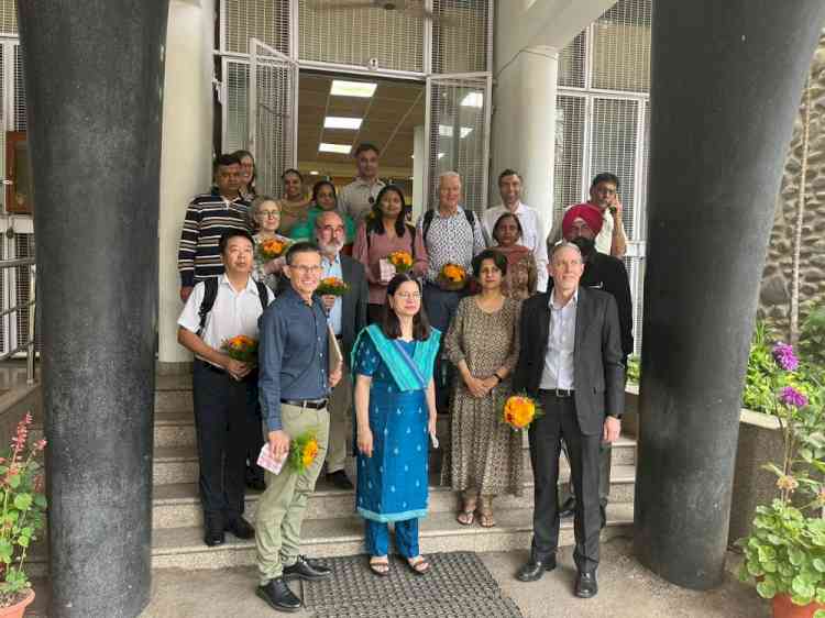 Delegation from Queensland University of Technology, Brisbane, Australia Visited  PU  