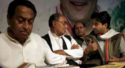 With MP polls just six months away, Digvijay-Scindia battle takes nasty turn