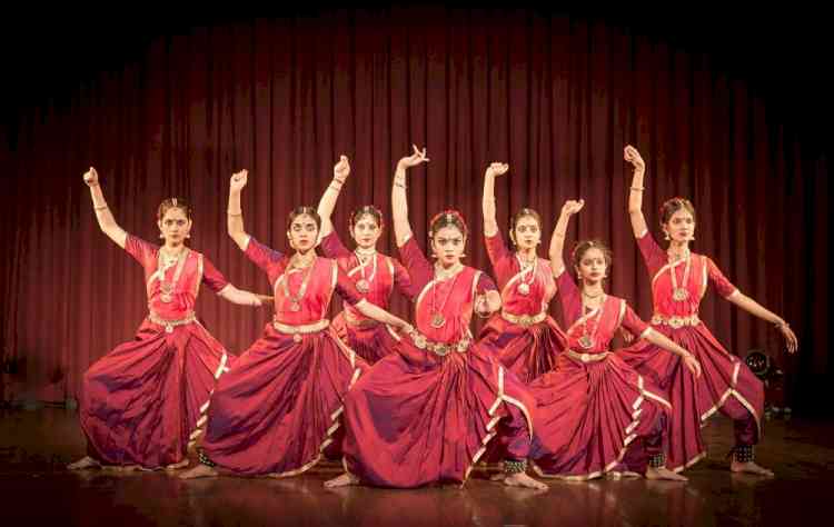 Aayam Dance Troupe celebrated Akshay Tritya with a beautiful Bharatanatyam Production