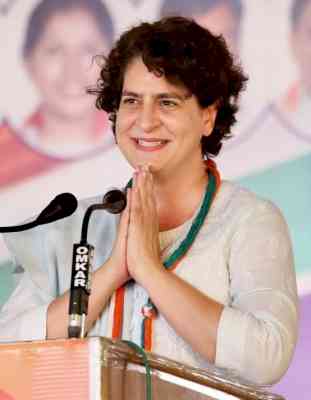 BJP govt in Karnataka has looted Rs 1.5 lakh crore, says Priyanka Gandhi Vadra