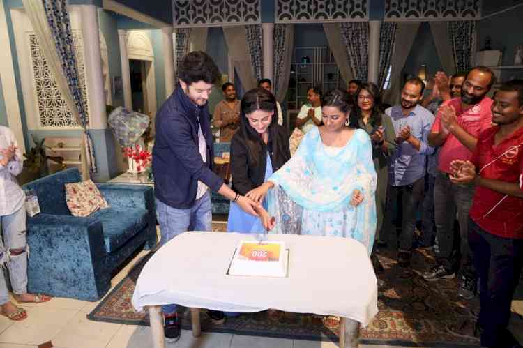 Shemaroo Umang’s show Kismat Ki Lakiro Se accomplishes 200 episodes; cast expresses their happiness over this milestone