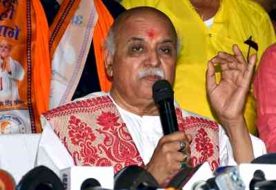 Assam should use DNA profiling to identify B'deshi infiltrators: Pravin Togadia