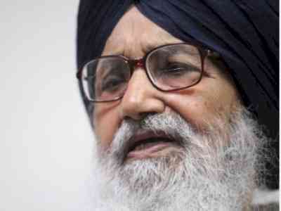 Badals gets clean chit from SC in SAD's dual constitution controversy case