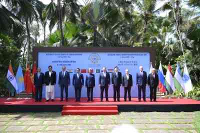 Jaishankar welcomes Bilawal Bhutto for SCO meeting in Goa