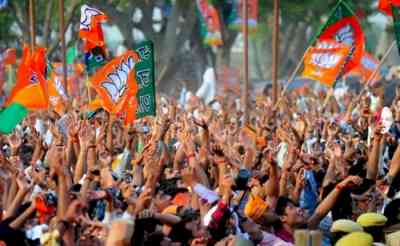 BJP holds mega roadshow in K'taka Cong President Shivakumar's fortress