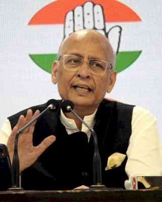 SC judgements on Delhi, Maharashtra 'historic', BJP lost on all fronts: Singhvi