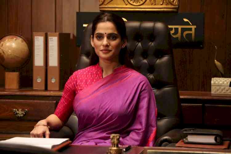 Priya Bapat : “I like to run away from politics”