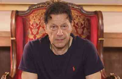 Imran blames Pakistan Army chief for arrest