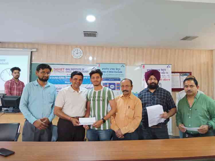 BIS sponsored standard writing competition organised at DAVIET