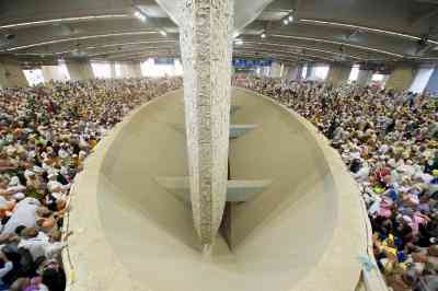 Iran, Saudi Arabia discuss facilitating Haj pilgrimage