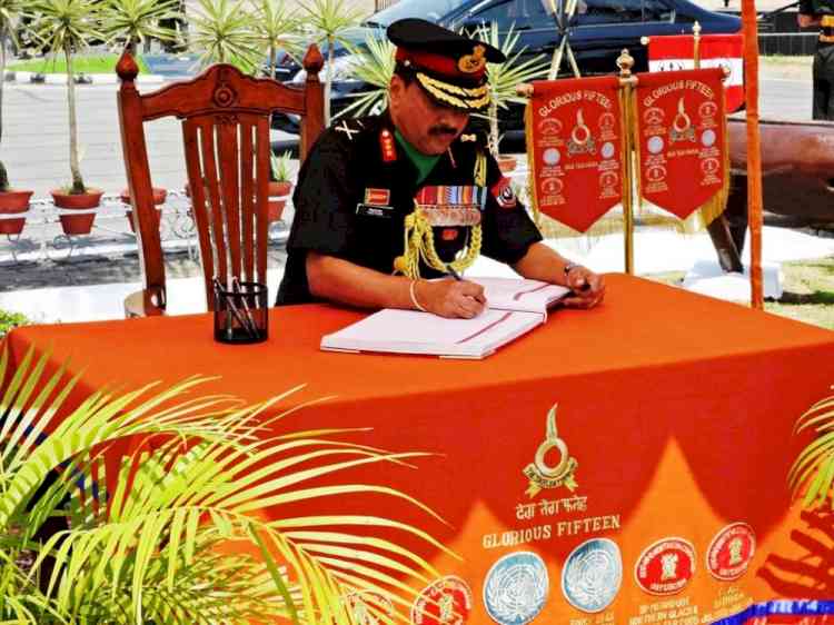 Lieutenant General Vijay Nair assumes command of Vajra Corps