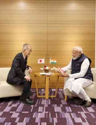 PM Modi meets Padma Awardee Japanese Professor Tomio Mizokami, a Hindi & Punjabi linguist