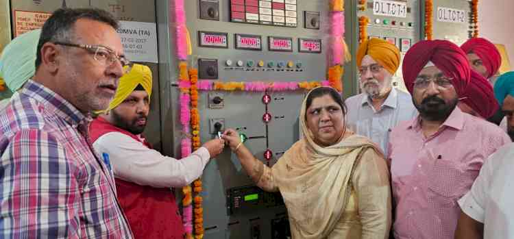 Power Minister Harbhajan Singh ETO inaugurates 66KV substation at Gidderwindi and Barmi