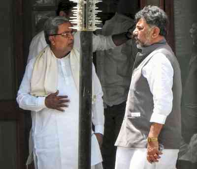 K'taka BJP takes potshots at Congress over power-sharing tussle