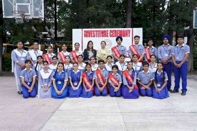 Investiture Ceremony at I.S. Dev Samaj School