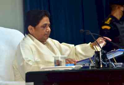 Mayawati backs Centre on Parliament inauguration row