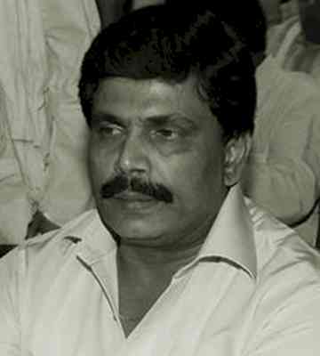Anand Mohan is making efforts to woo Rajput voters in Bihar