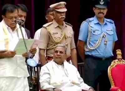 Swearing-in ceremony of new cabinet ministers underway in K'taka