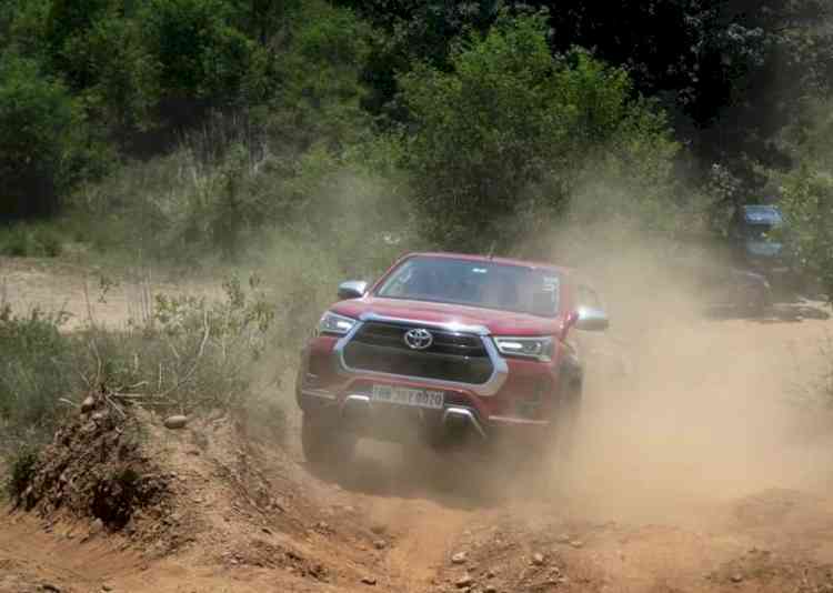 Globe Toyota organises Hilux Treasure Trove 