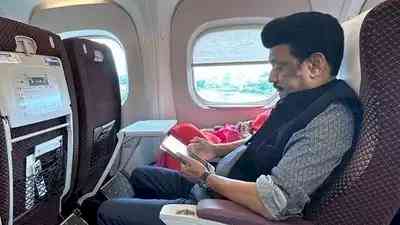 Stalin rides Bullet Train in Japan, tweets about experience