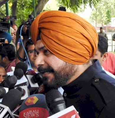 No alliance when ideological differences exist, says Sidhu on AAP