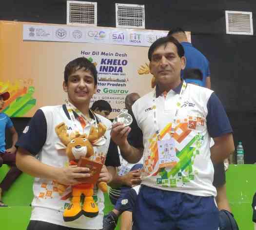 तीसरे खेलो इंडिया यूनिवर्सिटी गेम्स में जीजेयू के खिलाड़ियों ने कुश्ती में जीते स्वर्ण व रजत
