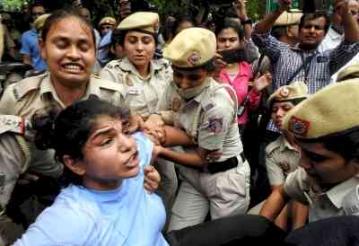 Wrestling mess: After Jantar Mantar eviction, protest likely to shift to Delhi-Haryana border!