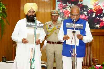 'Giant slayer' of elderly Badal makes it to Punjab Cabinet